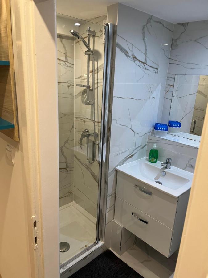 Apartament Centrum Okulickiego ! สตาโลวา โวลา ภายนอก รูปภาพ